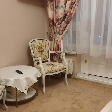 Wisteria בית אירוח Andrychów